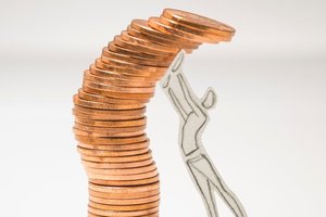 Ísland í alþjóðakerfinu Hagsveiflur, hrun og framtíð nýfrjálshyggjunnar (Website)